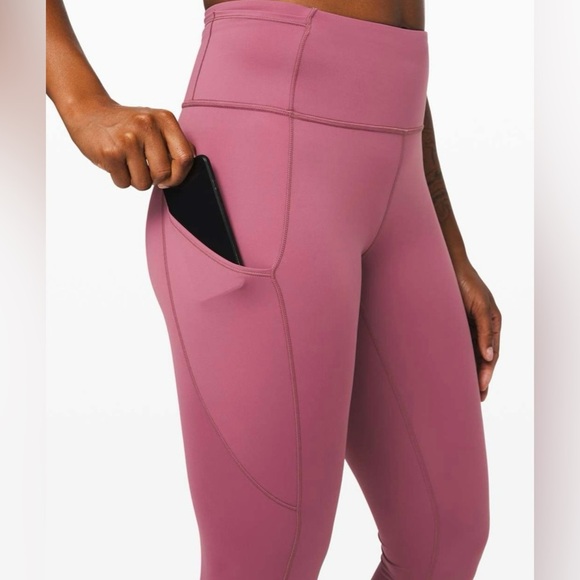 Lululemon Fast and Free tights size 8 28” length - Picture 2 of 9